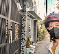 BÁN NHÀ 4 TẦNG, 120M2, NGÕ PHƯỜNG 16, QUẬN 4 - VỊ TRÍ VÀNG, SỔ HỒNG CHÍNH CHỦ