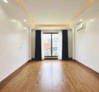 NGÕ 68 CẦU GIẤY , THANG MÁY DT 38m2 6 tầng mặt tiền 4m Giá 12.2 tỷ