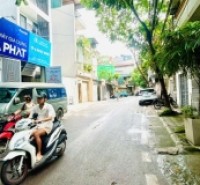 Bán 92M lĩnh nam tặng nhà lô góc nhiều ô tô tránh hoàng mai