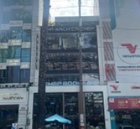 CHO THUÊ 200M2 NGÕ NGUYỄN THỊ MINH KHAI, Q.1, GIÁ 300 TỶ, SỔ HỒNG