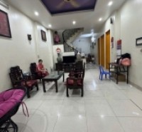 Bán đất Ngọc Thuỵ tặng nhà 4 tầng- View công Viên Vỉa hè đá bóng- mặt tiền lớn-80m nhỉnh 23 tỷ( Thương lượng
0