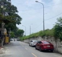 Cần bán  137m ĐẤT, Bát Khối,long Biên MT 7.5m giá 15 TỶ ,oto KD,phù hợp xây biệt thự sân vườn ,nhà dòng tiền.