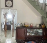BÁN NHÀ 2 TẦNG ĐƯỜNG Ô TÔ GIAO NHAU SÁT BIỂN VĨNH HOÀ