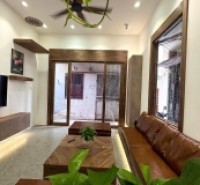 Đỉnh, siêu phẩm Láng Hạ, ngõ to, nông, kinh doanh dễ, 45m, giá 20 tỷ, nhà mới, 30m ra đường lớn.
