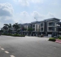 SIÊU MẪU DƯƠNG NỘI - 120M - Ô TÔ NGỦ TRONG ĐẤT - CÒN LÂU MỚI ĐẾN 20 TỶ