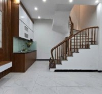 Bán nhà Phan Trọng Tuệ -Tam Hiệp ,DT 40m ,Giá Nhỉnh 5 tỷ, oto gần , Ngõ Nông Thoáng sáng