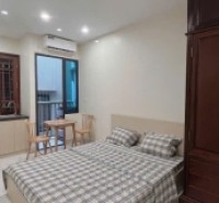 Bán nhà đẹp Nguyễn Văn Cừ - oto tránh- vỉa hè - kinh doanh- view hồ 35m 5 tầng nhỉnh 12 tỷ