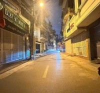SIÊU NGON - MẶT PHỐ CÙ CHÍNH LAN- TRUNG TÂM QUẬN THANH XUÂN - KINH DOANH CỰC ĐỈNH - GIÁ ĐẦU TƯ CỰC NGON.
VỚI DIỆN TÍCH 80M NHÀ 5 TẦNG MẶT TIỀN 5M CHỈ 25 TỶ.