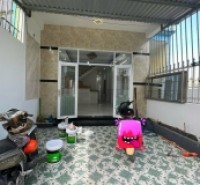 BÁN NHÀ TẶNG KÈM 3 PHÒNG TRỌ TẠI LƯ CẤM, NGỌC HIỆP, NHA TRANG.