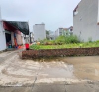 Hàng hiếm, lô góc, 2 mặt tiền, gần nhà văn hoá tổ 9, Quang Minh, Mê Linh. Gần đường lớn