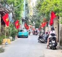 Âu Cơ nhà siêu đẹp - ngõ thông - VF3 qua nhà - 75m2 giá 19 tỷ