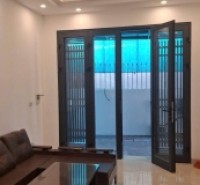 Bán nhà trong ngõ phường Việt Hưng Long Biên