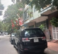 NHÀ TRUNG TÂM PHỐ CỔ HÀ ĐÔNG – Ô TÔ CÁCH 1 NHÀ – Ở SƯỚNG