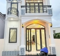 BÁN BIỆT THỰ MÁI THÁI CỔ ĐIỂN PHƯỜNG BẮC NHA TRANG.