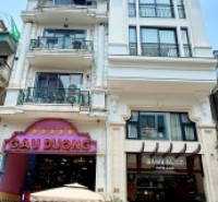 Bán khách sạn mặt phố Hàng Bè, 80m2, 5 tầng, mặt tiền 5.4m, 77.5 tỷ, kinh doanh đỉnh