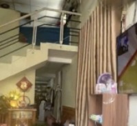 BÁN NHÀ GÁC LỬNG CÁCH 50M TỚI TÔN ĐẢN.