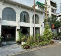 *Bán nhà mặt tiền đường Nguyễn Đức Trung, gần Trần Cao Vân, dt 100m2, giá 13,5 Tỷ