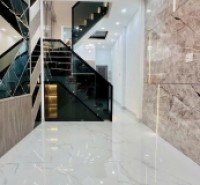 bán nhà Ngay Sát Mặt Tiền Q4 
có 5 tỷ đúc bê tông nhà mới