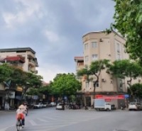 BÁN NHÀ PHƯỜNG BỒ ĐỀ DT 50M 4 TẦNG, NGÕ RỘNG Ô TÔ 7 CHỖ QUA NHÀ CHỈ 7.5TỈ