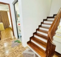 Hiếm. Bán nhà vị trí đắc địa đường Cổ Linh - Long Biên - HN