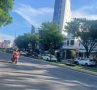 Bán nhà MT Nguyễn Hữu Thọ trục gần Sân Bay