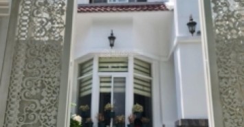 BÁN BIỆT THỰ CAO CẤP, 153M2 - 3 TẦNG 8.5X18M, ĐƯỜNG 12M, THÔNG THOÁNG, GIÁP QUẬN 8 - 14.5 TỶ (TL)