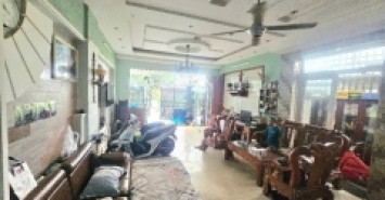 Bán nhà mặt phố đường Số 4C, Linh Xuân, Thủ Đức, TP HCM. DT 120 m2, 4 tầng, Giá 9.25  tỷ, sổ hồng riêng.