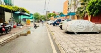 bán nhà Long Biên, 68m, mặt tiền 5m, vỉa hè, ôtô tránh, đối diện trường học