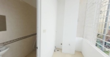 Bán nhà Ngô Đình Mẫn giá 6.1 tỷ, diện tích 30m2, 4 tầng, mặt tiền 5.5m