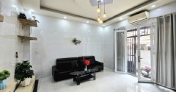 Nhà rộng khó tìm ngang 5.15 Bùi Minh Trực P6Q8 (full nội thất)