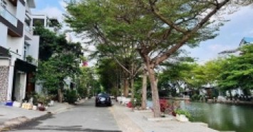 NHÀ DÒNG TIỀN 240 TRIỆU, VIEW SÔNG, CẠNH PHÚ MỸ HƯNG, HƠN 10 TỶ