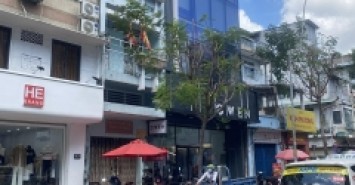 *GẤP GẤP BÁN căn góc 2 mặt tiền Bùi Hữu Nghĩa ngay Nguyễn Trãi P7 Q5. Chỉ 11.3 tỷ