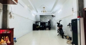 Nhà hẻm 8m nở hậu 1 lầu Âu Dương Lân P3Q8, Giá : 6.68 Tỷ (TL)