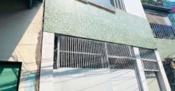 Bán nhà 4*10m 3lầu đúc 5PN 5WC hẻm 769 Phạm Thế Hiển P4Q8 P.Chánh Hưng