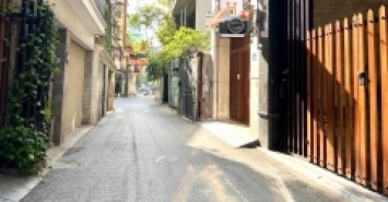 THẠCH BÀN – NHÀ DÂN XÂY 42M2 × 5 TẦNG – Ô TÔ ĐỖ CỬA – NHỈNH 8 TỶ