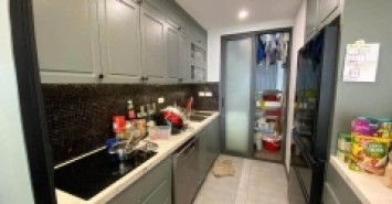 (Chính chủ) bán căn chung cư phố Lê Đại Hành, 100m2, 3 ngủ 2 vệ sinh, 11.95 tỷ, có hầm để xe