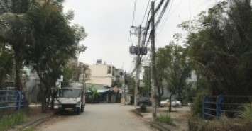 Nhà Trường Lưu, Long Trường, Hẻm tải thông, 51m2, 4 tầng