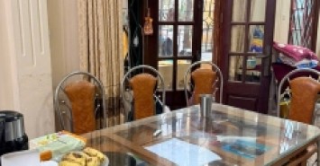 Bán nhà phố Hàng Than, 55m2, 6 tầng, mặt tiền 8.1m, 22.5 tỉ, nhà đẹp ở luôn, homestay