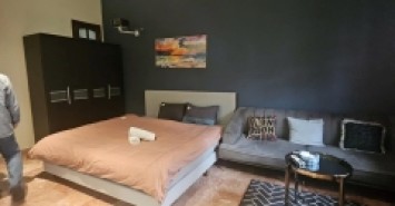 Bán nhà Nguyễn Tri Phương, 130m2, 4 tầng, mặt tiền 6.1m, 68 tỉ, ngõ ô tô vào nhà, kinh doanh