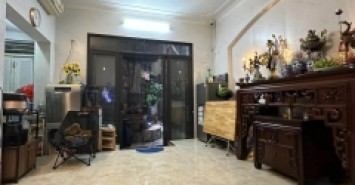 Bán nhà Hàng Bông, 45m2, 6 tầng, mặt tiền 4.5m, 25.5 tỉ, gần mặt phố, kinh doanh homestay