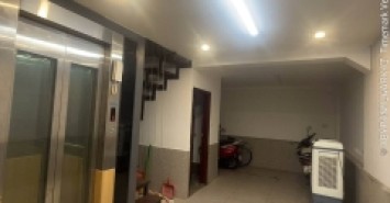 Bán nhà mặt phố Trần Quang Diệu, 55m2, 9 tầng thang máy, mặt tiền 4.5m, 33 tỉ, vỉa hè, kinh doanh
