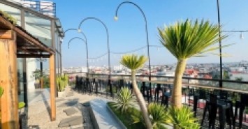 Bán tòa nhà đẹp nhất mặt đường Ngô Gia Tự - Siêu hiếm