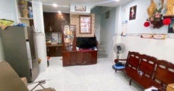Nhà lô góc Phạm Văn Hai 56m2, 5 tầng BTCT, 6PN, 7WC – 7.6 tỷ