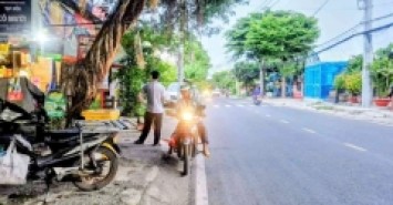 MẶT TIỀN LÊ THỊ HOA -DIỆN TÍCH 139,7M2 -GIÁ 9TY