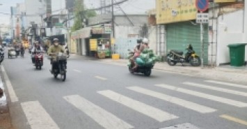 HỒ BÁ KIỆN Q10 – 2 MẶT HẺM – 4 TẦNG- THANG MÁY -HĐT 35TR/THÁNG – CHỈ 15 TỶ