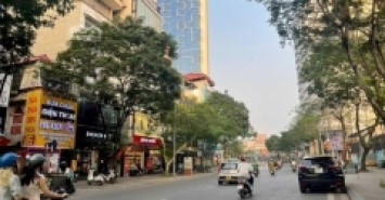 Bán nhà Thái Hà, 135m2, 4 tầng, mặt tiền 7.1m, 40.3 tỷ, Kinh Doanh đỉnh, ngõ thông