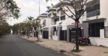 Bán nhà Hà Trì, Hà Cầu,HĐ HN, xây mới , lô góc, thang máy ,ô tô, kinh doanh dt 39m, giá 9ty