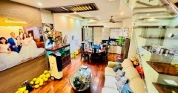 Bán nhà mặt phố Bát Đàn, 90m2, 4 tầng, mặt tiền 3.3m, 56.5 tỉ, dòng tiền 130 tr/th