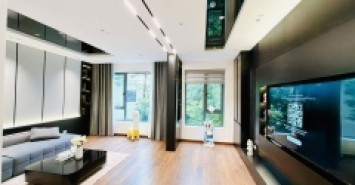 Bán nhà Nguyễn Du, 100m2, 8 tầng thang máy, mặt tiền 4.3m, 62.5 tỷ, nhà xịn đẹp, ngõ ô tô