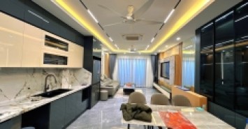 Giảm 3 tỉ! Bán nhà mặt phố Thụy Khuê, 72m2, 7 tầng thang máy, mặt tiền 4.2m, giá 37.8 tỉ, vỉa hè, Kinh doanh